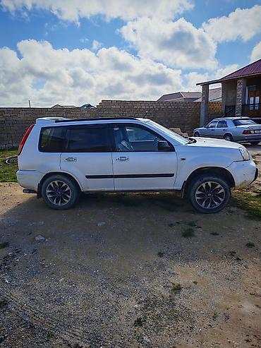 фольксваген тигуан л с: Nissan X-Trail, ağ rəng, 5 yerlik krossover/SUV. Texniki və komfort — 6