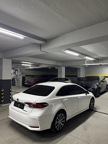 subaru impreza 1 5: Toyota Corolla: 2024 г., 1.8 л, Вариатор, Гибрид, Седан — 6