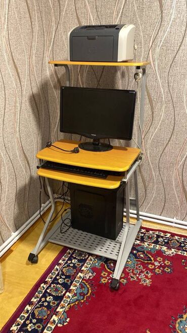 Ноутбуки: Kompüterin parametrləri: CPU - İntel Core i5 3470 3.20 GHz RAM - 8 GB