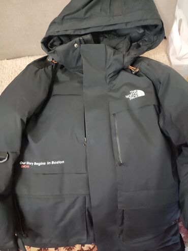 north face бишкек: Куртка XL (EU 42), түсү - Кара