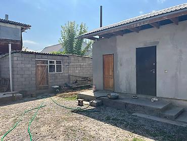 участок 5: Продаётся частный дом с приусадебным участком. Участок находится в — 4