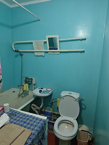 кольбаев: 1 комната, 30 м², Аламедин-1 мкр 3 этаж — 3