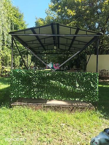 maral buynuzu bitkisi: Metal karkaslı açıq hava kölgəlik/pavilon - Ölçü: təxminən 4×6 m — 3