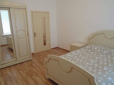 Uzunmüddətli kirayə mənzillər: İçərişəhər metrosuna 4 dəqiqə piyada məsafədə, Qubernator Bağının -da lalafo.az — 6 Uzunmüddətli kirayə mənzillər: İçərişəhər metrosuna 4 dəqiqə piyada məsafədə, Qubernator Bağının — 6