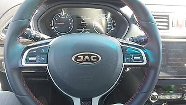 JAC: JAC J2: 1.5 l | 2025 il 35600 km Krossover — 4