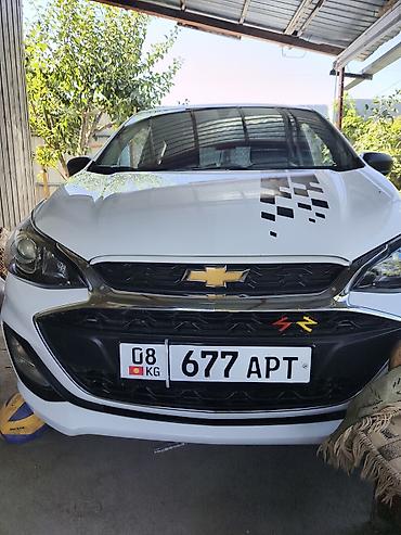 e klass: Chevrolet Spark: 2021 г., 1 л, Вариатор, Хэтчбэк — 1