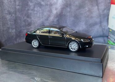 Avtomobil modelləri: 2015 il, 1:43, Dəmir, Ödənişli çatdırılma — 16