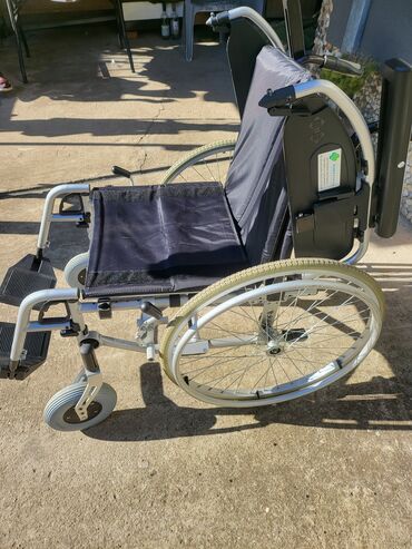 Invalidska kolica: Invalidska (ručna) kolica – aluminijumski ram - Stabilna, lagana — 6