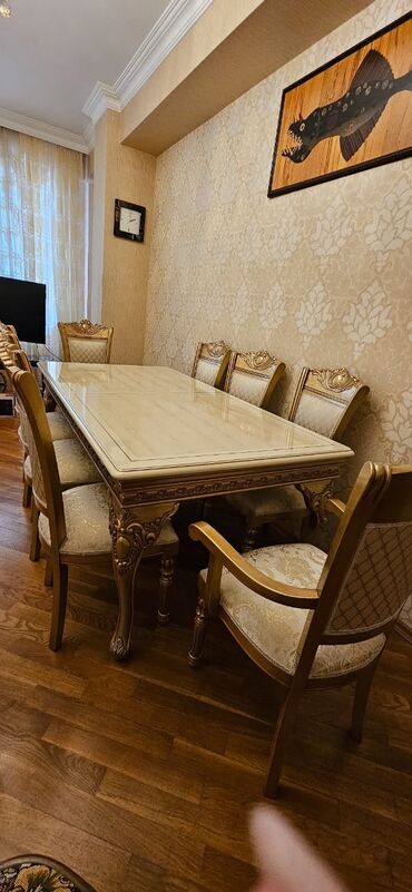 сколько стоит айфон 8 в баку: Для гостиной, Б/у, Прямоугольный стол, 8 стульев