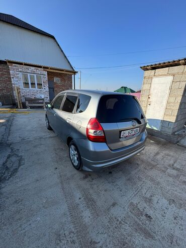 Honda: Honda Fit: 2003 г., 1.5 л, Вариатор, Бензин