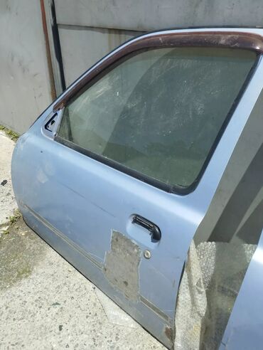 мечит: Комплект дверей Nissan Б/у, цвет - Голубой,Оригинал