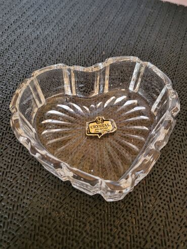 Kuhinjski setovi: Kristalni nov set Zajecar. Sve na setu odsjaj od svetla na lalafo.rs — 12 Kuhinjski setovi: Kristalni nov set Zajecar. Sve na setu odsjaj od svetla — 12