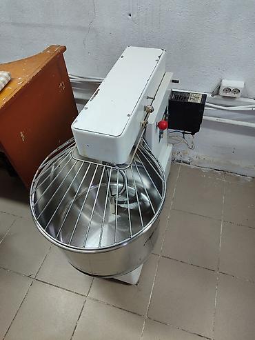 в кафе: Продаю советский тестомес с откидным верхом и съемной дежой, что — 2