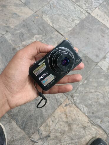 yadaş karti: Sony DSC WX50 fotoaparat 16 meqapiksel Qiymət: 145 AZN cüzi endirim