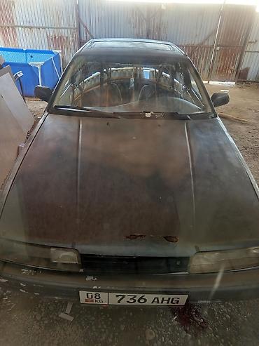 Транспорт: Mazda 626: 1989 г., 2 л, Седан — 1