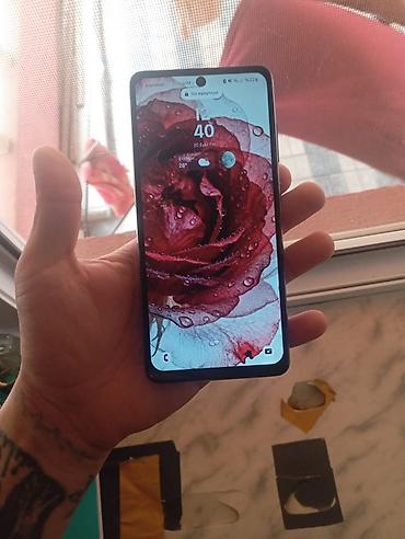 дисплей телефона fly fs520 selfie 1: Samsung Galaxy A52, Две SIM карты — 1