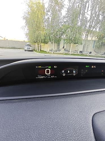 go park: Toyota Prius: 2020 г., 1.8 л, Вариатор, Гибрид, Хэтчбэк — 10
