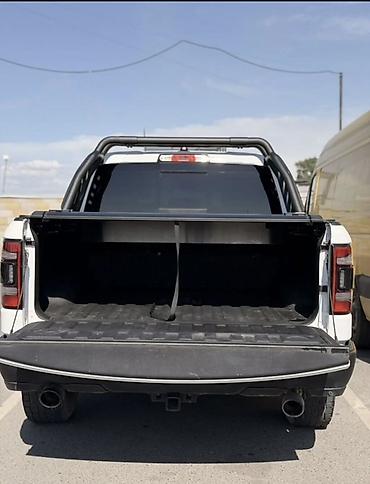 св: Dodge Ram 1500: 2020 г., 5.7 л, Автомат, Бензин, Пикап — 10