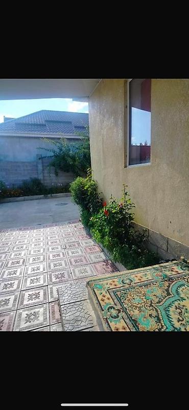 Продажа коттеджей и домов: Продаётся дом с ухоженным двором и удобной планировкой. - Участок — 12