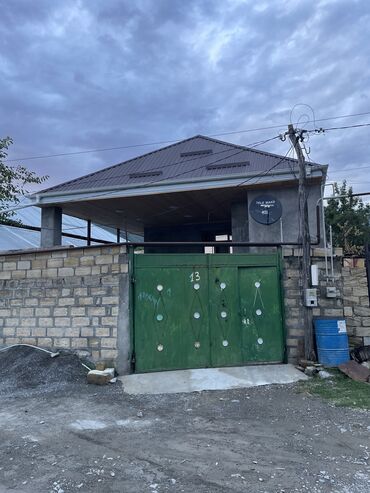 1 otaqli bina evi: Telebe qızlar ücün kiraye verilir adam biri 60 m