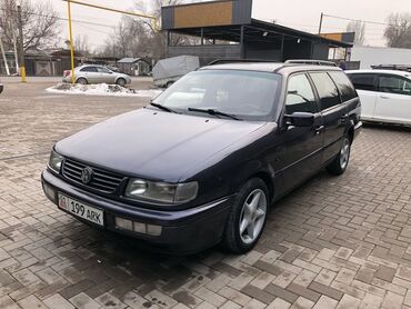 Унаа сатуу: Volkswagen Passat: 1995 г., 2 л, Механика, Бензин, Универсал