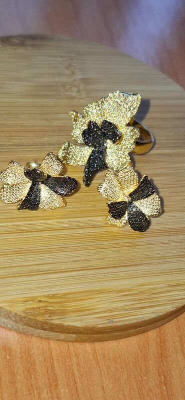 Digər zərgərlik əşyaları: Комплекты. Новые — 3