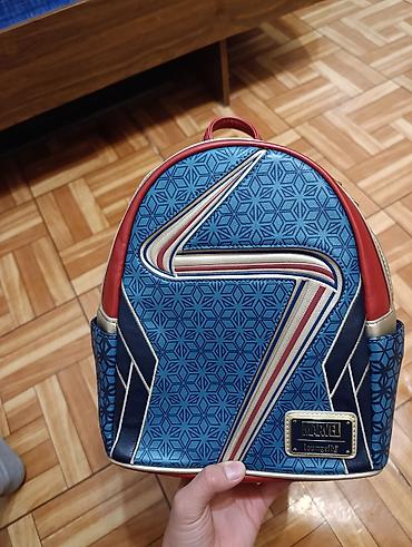 leopard 5: Мини-рюкзак Loungefly x Marvel. - Дизайн: тематический принт и — 1