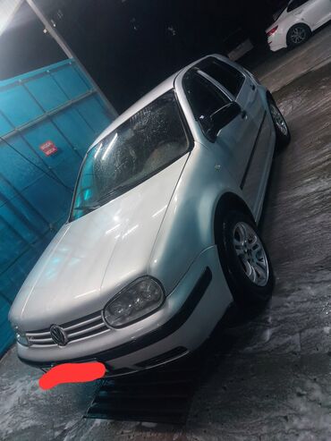 автомобиль гольф: Volkswagen Golf: 2001 г., 1.4 л, Механика, Бензин, Седан