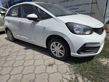 вариатор на фит: Honda Fit: 2021 г., 1.5 л, Вариатор, Бензин, Хэтчбэк