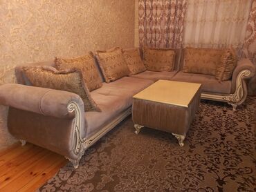 islenmis mebellerin alisi: Угловой диван, Б/у, Нераскладной, Без подьемного механизма, Велюровая ткань, Нет доставки