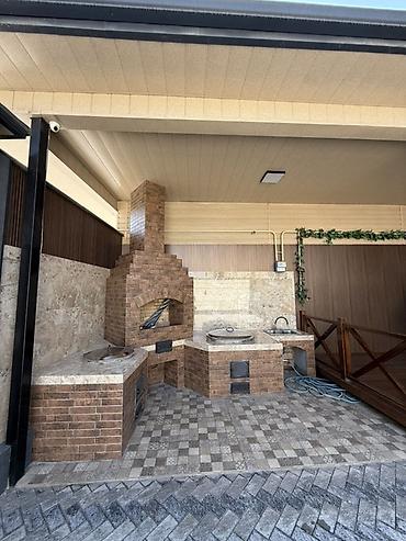 Продажа коттеджей и домов: 6 комнат и более, 300 м², 3 соток, Бишкек, Риэлтор — 30