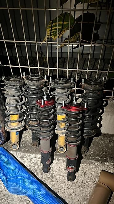 Амортизаторы, пневмобаллоны: Комплект амортизаторов Toyota Япония — 1