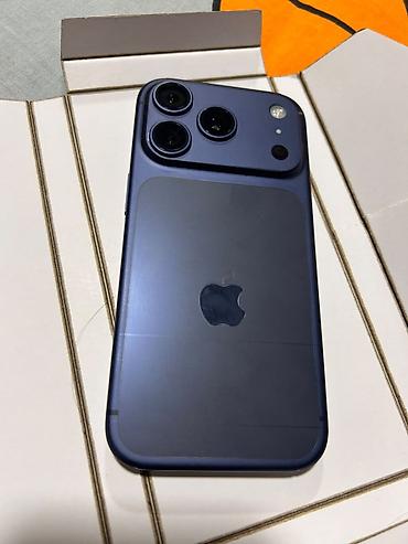 samsung 12 s: IPhone 17 Pro, 256 GB, Blue Titanium, Zəmanət, Simsiz şarj, Face ID — 4