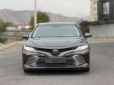 Продажа авто: Toyota Camry: 2017 г., Автомат, Гибрид, Седан — 2