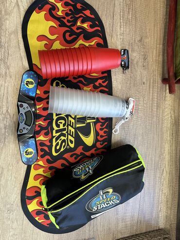 купить фишки для покера: Наборы для спидкубинга Speed Stacks включает в себя: двенадцать