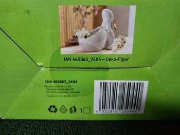 Ostalo posuđe: Figura nova Nemacka. Figura od glazirane keramike(poput porcelana) na lalafo.rs — 2 Ostalo posuđe: Figura nova Nemacka. Figura od glazirane keramike(poput porcelana) — 2