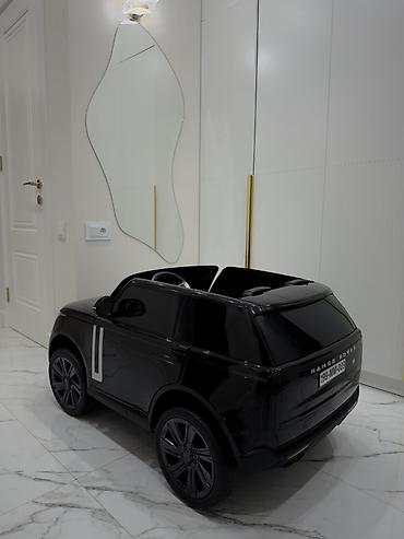 ev masin: 9-10 yaşa qədər uşaq üçün elektrikli Range Rover ride-on avtomobil - — 2