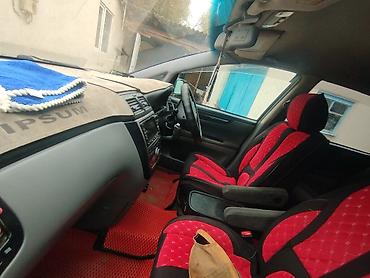 освещение салона: Toyota Ipsum: 2002 г., 2.4 л, Автомат, Газ, Минивэн — 6