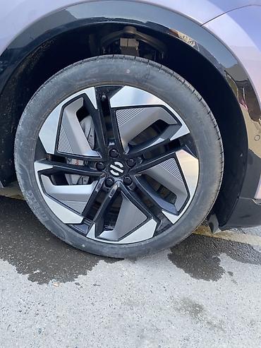 Другие автомобили: 🚘 HiPhi Y 2023 | Электромобиль 💰 Цена: 25 000 $ 🛣 Пробег: 97 км ⚡ — 4