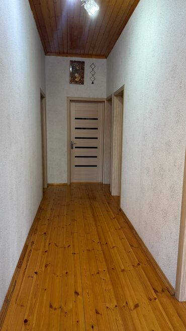 Uzunmüddətli kirayə evlər: Saray Alimlər binasına yaxın 3 sotda 2 mərtəbə altı qaraj yuxarıda 3 — 7