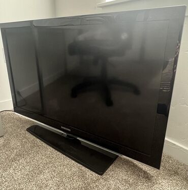 82 ekran smart tv wifi: İşlənmiş Televizor Samsung 82" Ünvandan götürmə