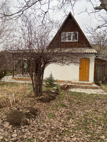 село боконбаева: 40 м², 4 комнаты, Старый ремонт