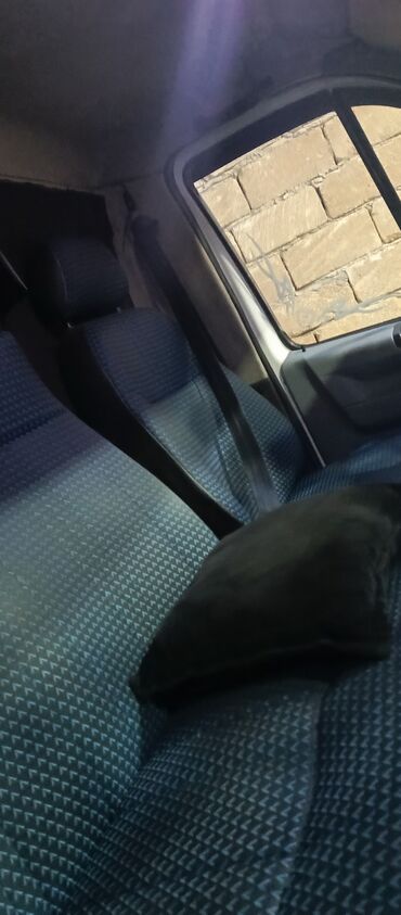 QAZ: QAZ GAZel 2705: 1.8 l | 2012 il — 7