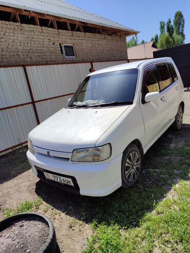 Nissan: Nissan Cube: 2000 г., 1.3 л, Вариатор, Бензин, Минивэн