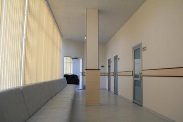 Kommersiya daşınmaz əmlakının satışı: Sumqayıt şəhərinin mərkəzində 380 kvm sahəsi olan təmirli klinika — 2