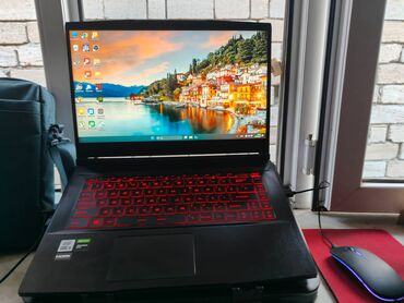 Samsung: Yeni MSI, 15.6 ", Intel Core i5, 512 GB, Ünvandan götürmə