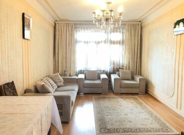 Mənzil kirayələyirəm: 🏡 Kirayə – 3 otaqlı mənzil (tam mərkəzdə) 📍 Gəncə şəhəri, Qlavnı
