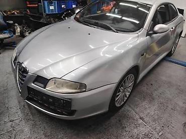 crystal coating cena: Alfa Romeo GT hauba kod boje 651. Alfa Romeo GT hauba kod boje — 2