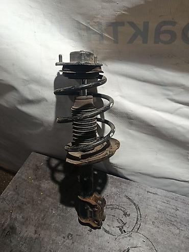 oem: Амортизационная стойка (передняя левая) в сборе со пружиной и опорой — 1