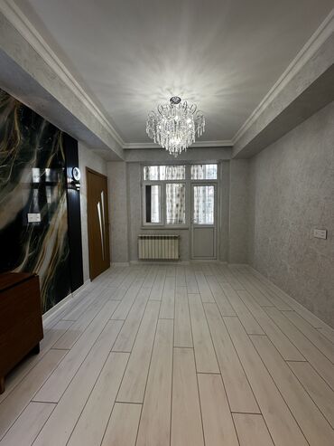 BAW: 3 otaqlı, Yeni tikili, 73 kv. m